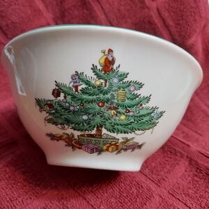 Spode England Christmas Tree Nut Bowl S3324 Holly Green Rim Santa 5.5" X 2.5"